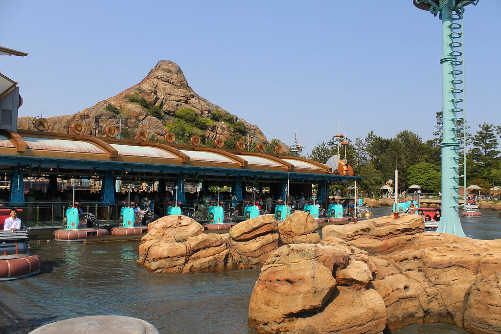 12065056563_a9e21381e7_b